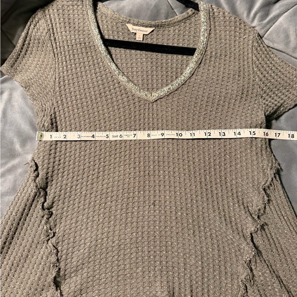 Juicy Couture Metallic Taupe Knit V-Neck Top - Picture 5 of 7